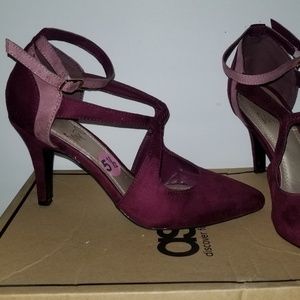 A purple velvet shoe that goes with style.